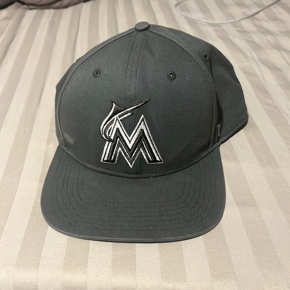 Marlins Snapback Hat